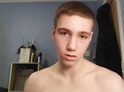 Guy Wanks & Cums
