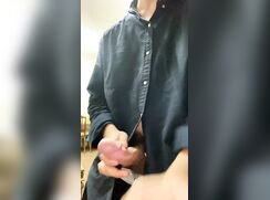 Hairy Bushed Twink Cums 199