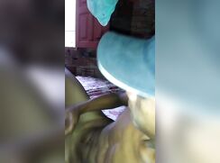 Handjob in lecto