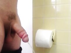 Hands free pissing