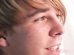 HANDSOME BLOND FIRST WASHES THEN MASTURBATES AND COMES