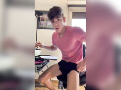 Handsome Hunk Cumshots Cam Boys Porn