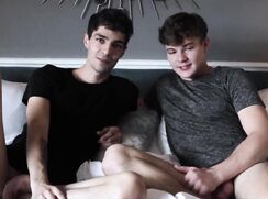 [HBW] Bare Twinks 77905