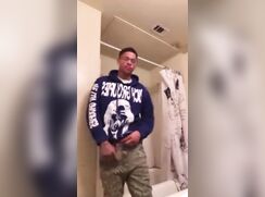 hes the reason why i have a thing for lightskins cam boys porn