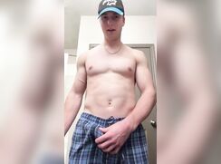 Horny College Athlete Jerks Off On Cam