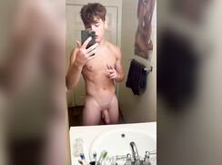 Hot Ashton cumshot yummy