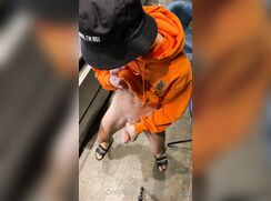 [HOT OF][0418] Hot OF wanking clip
