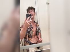 Hottie in Train Toilet Wank