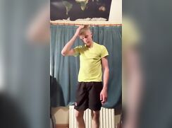 HUNG TWINK STRIP & SHOW