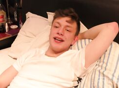 Hung YoungBrits Cute Coulpe Gay Porn Videos