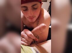 HUSTLER SUX COCK