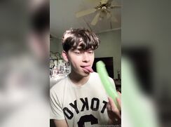 InkyTwinky Dildo in Hole