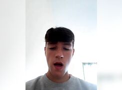 Irish boy cums over his bed