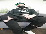 Jerk off and cumshot on ripped jeans boys porn