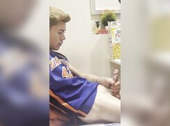 jerk off cumm