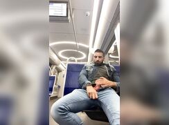 Jerking off and Cumming on empty Train 321