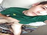 Jerking off for the Internet to enjoy boys porn