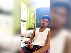 Jeune latino branle
