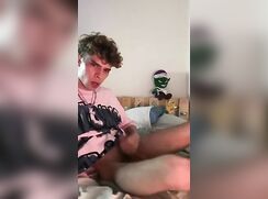 KTB 562 - Twink Cum Amateur Solo