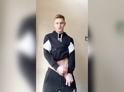 KTB 670 - Twink Cum Amateur Solo