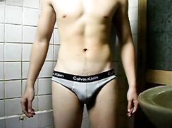 KTB 800 - Twink Cum Amateur Solo