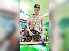 masturbating in game zone at mall