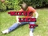 Mikey likes It , Full