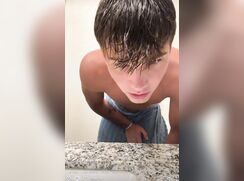 MUSCLE BEEF JACKS ON CHATURBATE