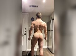 Muscle Stud Keef Poses Nude while Making Dinner