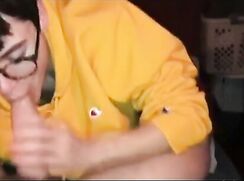 nerd boy blowjob and bareback