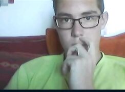 Nerdy twink - no cum
