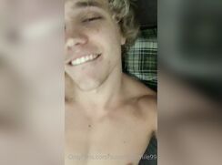 OF sunshinesmile99 cums
