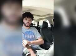 OF Vinny Jerrks & Cums in Car 240