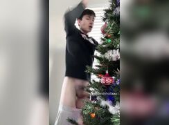 Pants Fall Down at Xmas