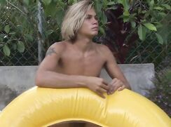 Photo shoot audition for a blond skater boy