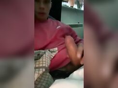 PINK HOODIE BOY BEATS N NUTS