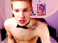 Playing And Cumming On Cam 124