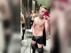 Proud Lewis! cam porn
