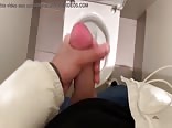 Quick masturbation with cum in the toilet boys porn