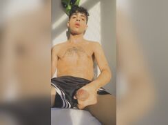 RoanLovatelli - Cumshot 1