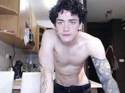 Sam W cam boys porn stroking his cock and showing-off his great body on webcam