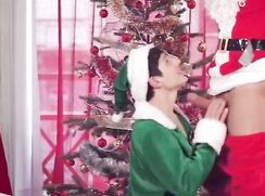 Santa Cums to Town-310