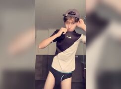 Sexy Aussie guy 18yo