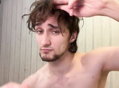 Showing Butthole on Cam