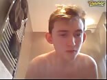 Skinny Boys Porn has a wank in the Loo