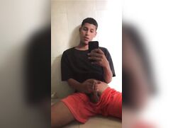 Solo Twink Latino Boy Cam Selfie Samsung