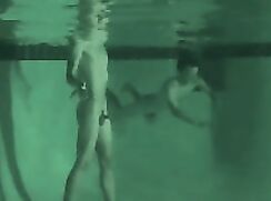 sous l'eau gay teen porn