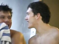 Splash!!!!! Threesome Gay Porn Videos