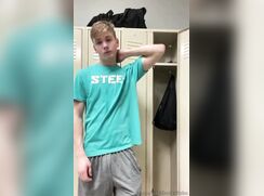 Strip hot boy