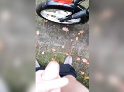 Sub Dutch boy shoots bike